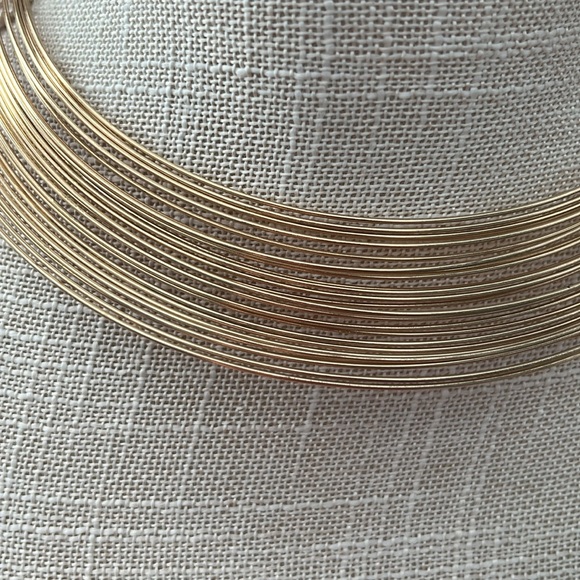 Gold layered choker necklace - Picture 8 of 8